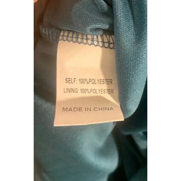 NEW Mia Joy Long open Sleeve Flowy Size Small Dress with charm and extra button - Picture 7 of 10